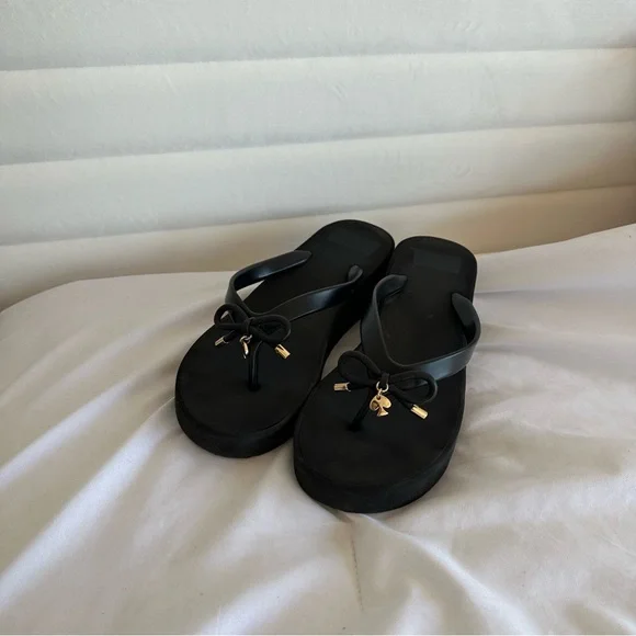 Kate Spade wedge flip flops - Picture 1 of 9